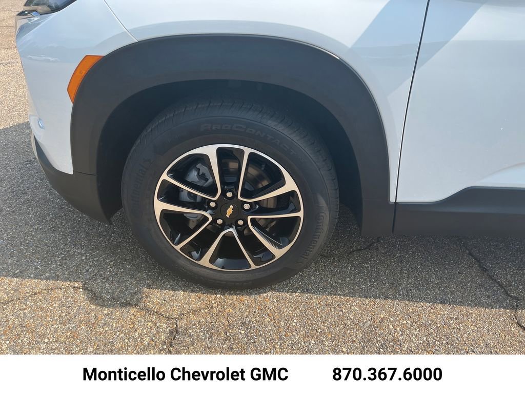 New 2026 Chevrolet TrailBlazer LT w/ Convenience Package FWD image 29