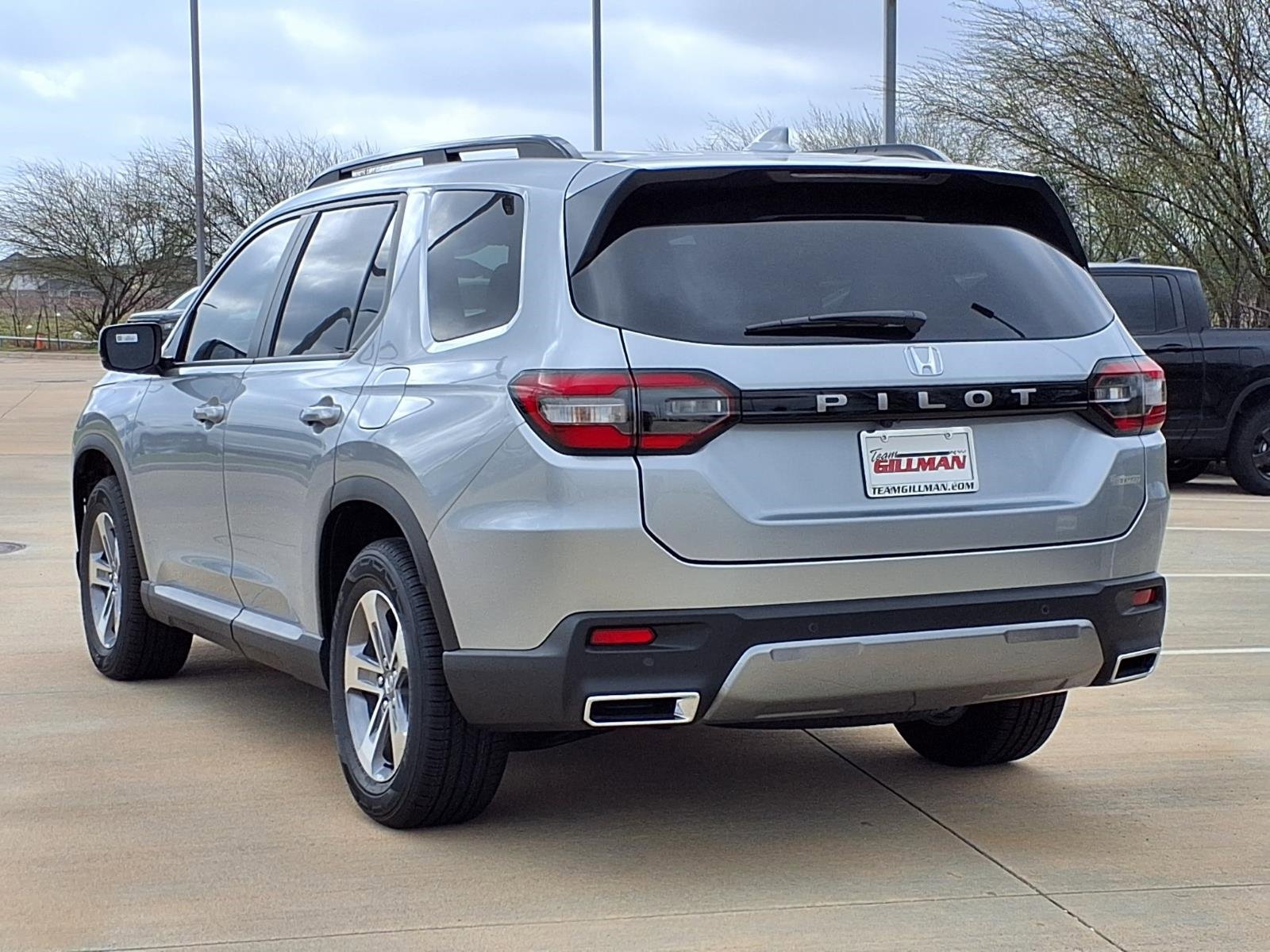 New 2026 Honda Pilot EX-L image 2