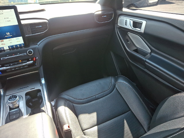Certified 2020 Ford Explorer ST w/ Premium Technology Package AWD/4WD image 19