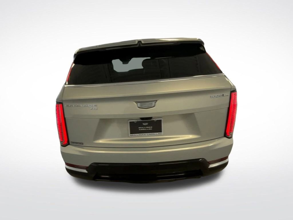 New 2025 Cadillac Escalade IQ Luxury 1 w/ LPO, Radiant Package image 10