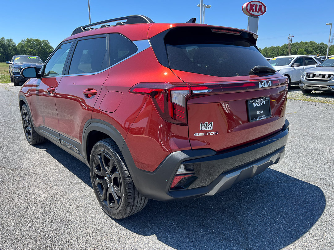 Used 2024 Kia Seltos X-Line AWD/4WD image 3