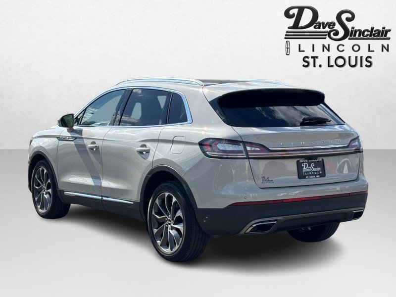 Certified 2022 Lincoln Nautilus Reserve w/ Luxury Package AWD/4WD image 7