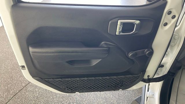 Used 2022 Jeep Wrangler Sport image 34