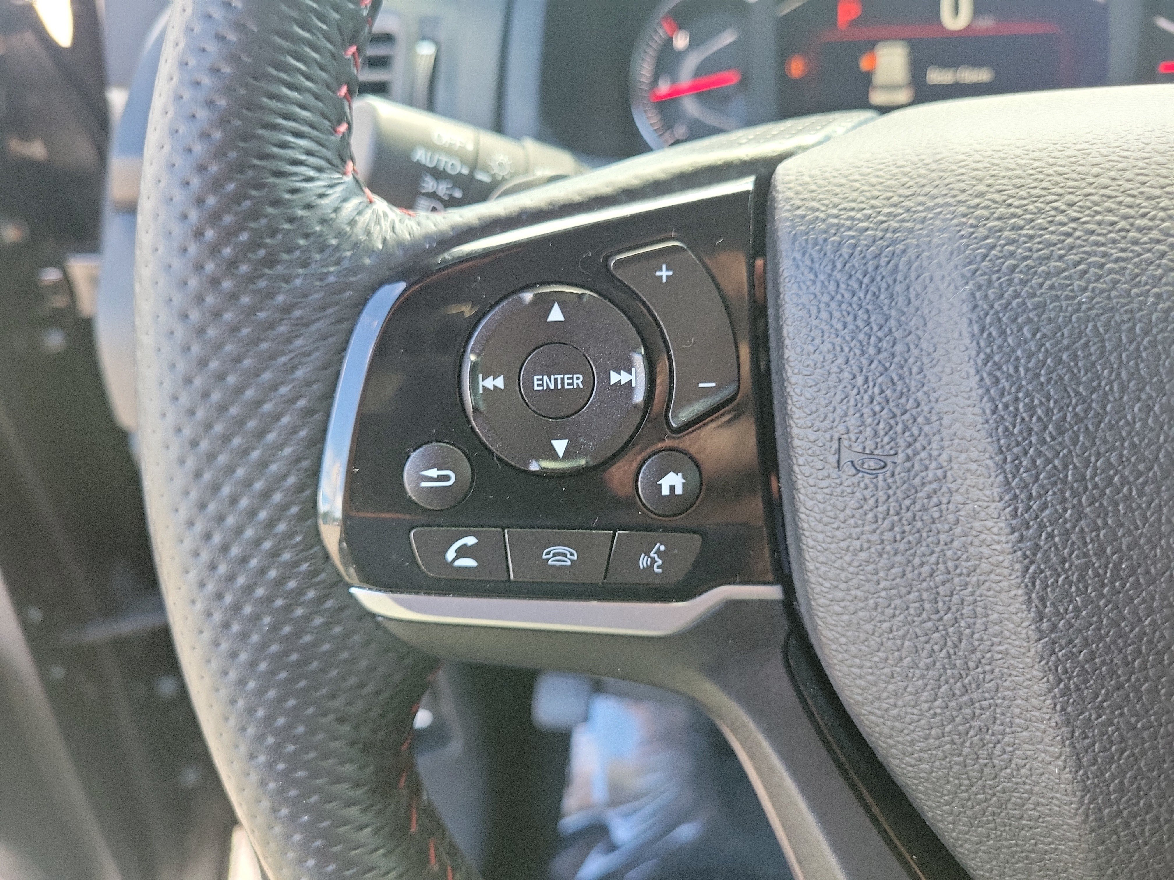 Used 2025 Honda Passport Black Edition image 19