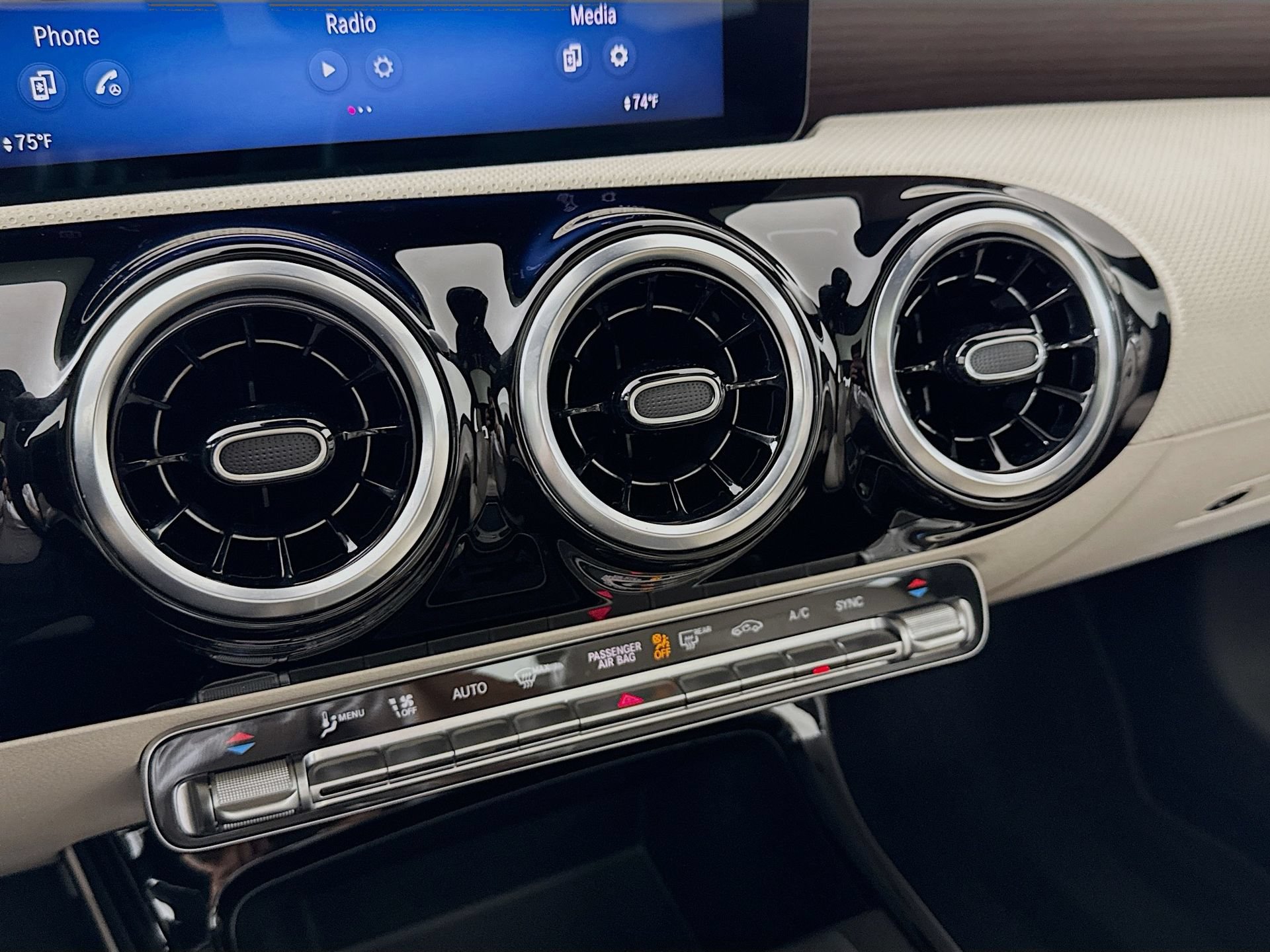 Certified 2026 Mercedes-Benz CLA 250 image 16