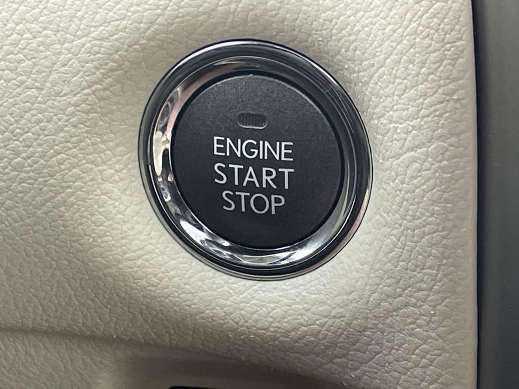 Used 2013 Lexus GX 460 image 35