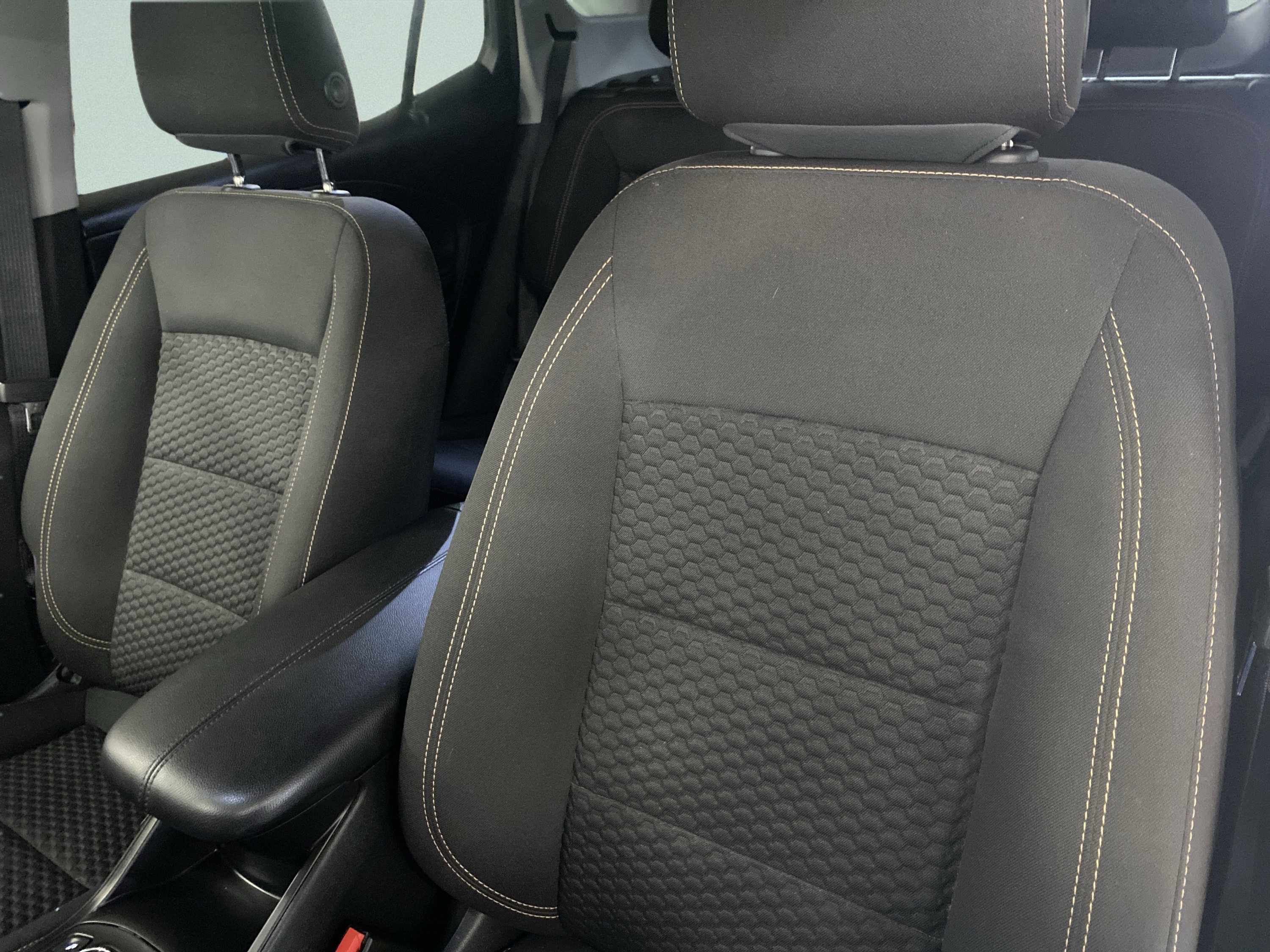 Used 2021 GMC Terrain SLE w/ Driver Convenience Package image 14