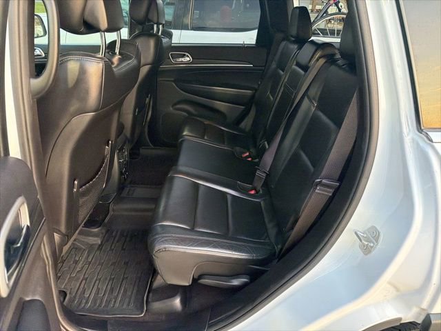 Used 2019 Jeep Grand Cherokee Limited w/ Trailer Tow Group IV image 14