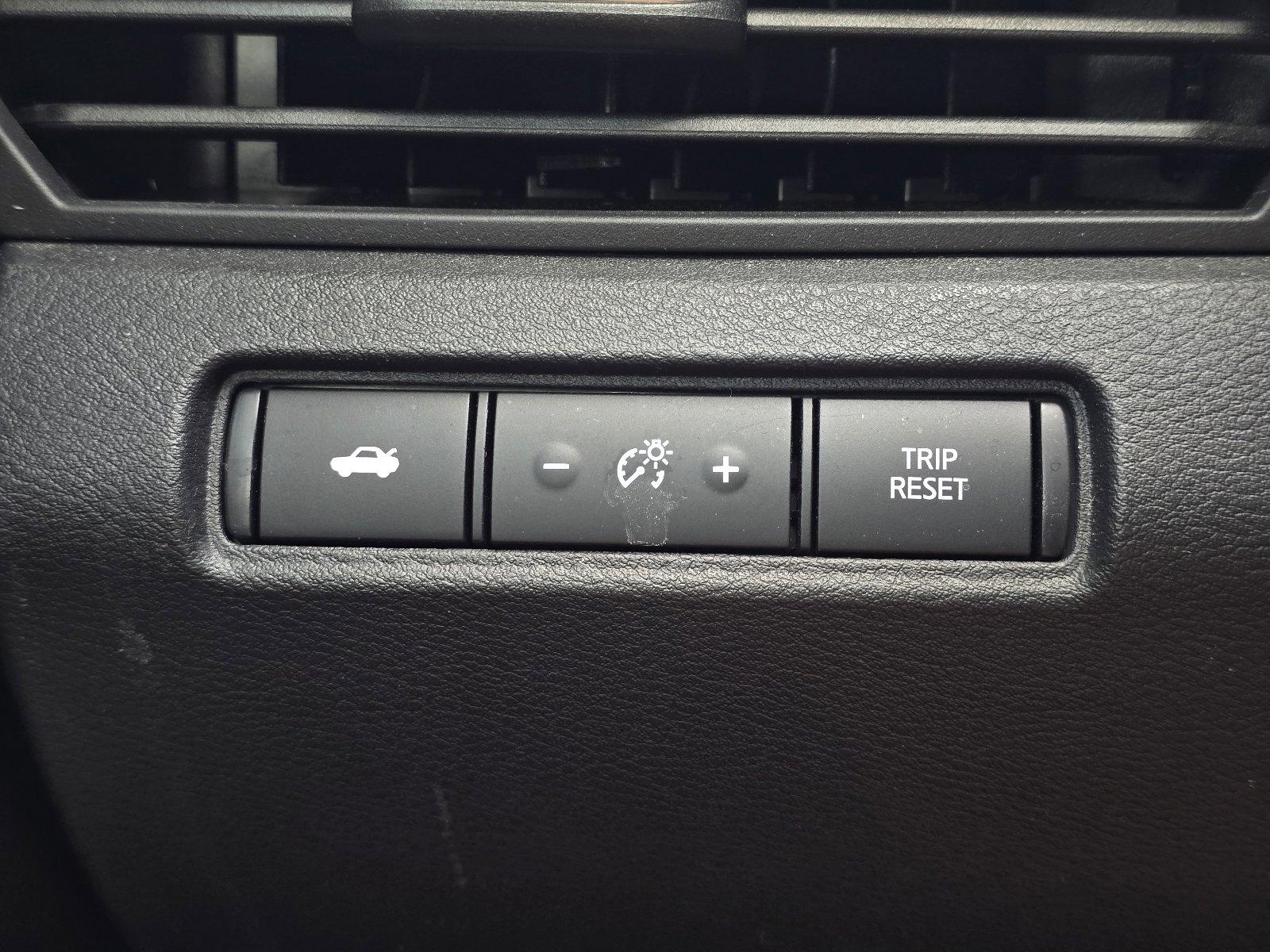 Used 2025 Nissan Altima 2.5 S image 22