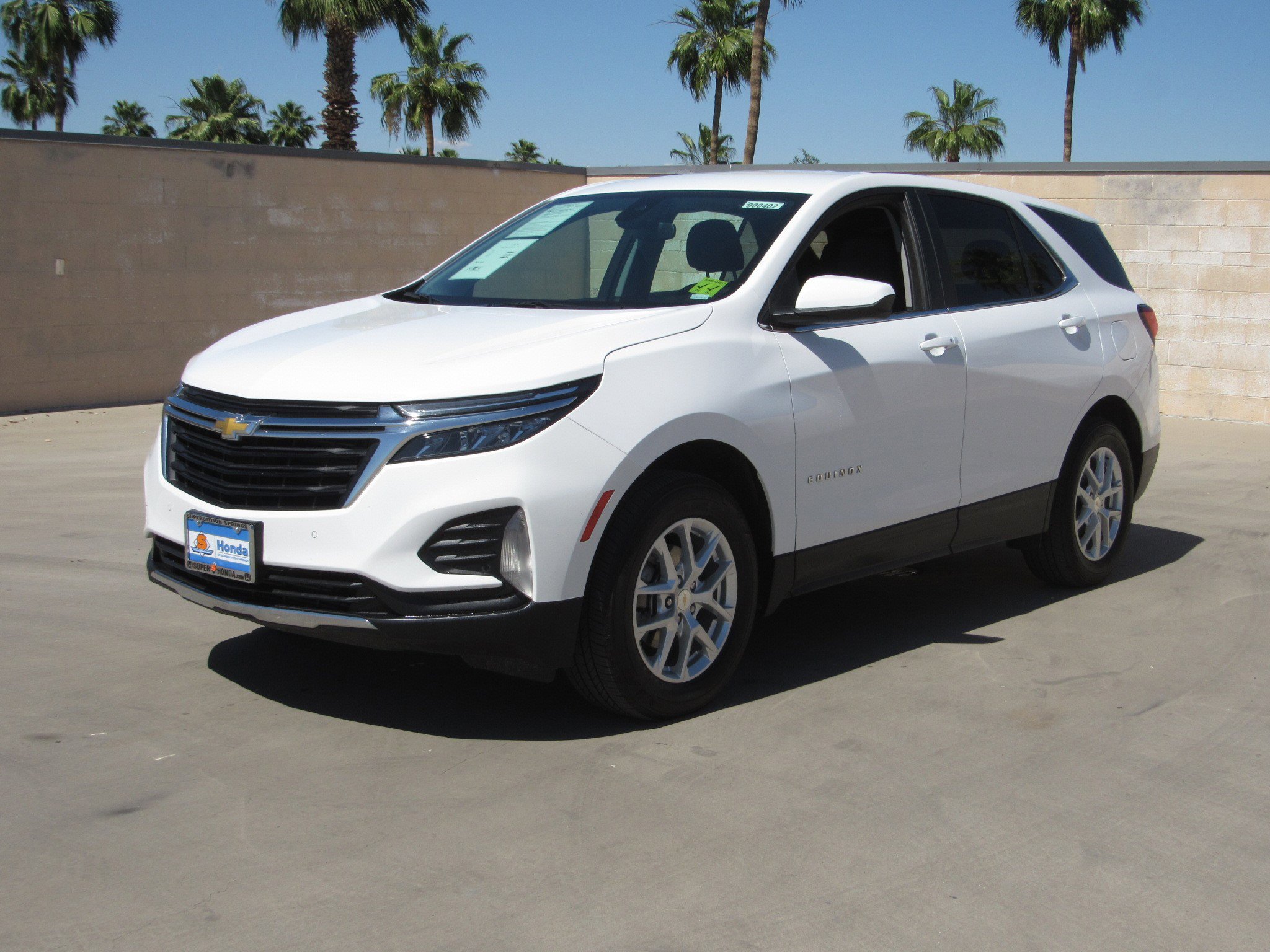 Used 2024 Chevrolet Equinox LT AWD/4WD image 1