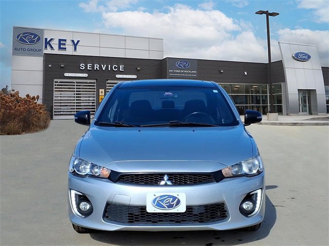 Used 2017 Mitsubishi Lancer ES image 2