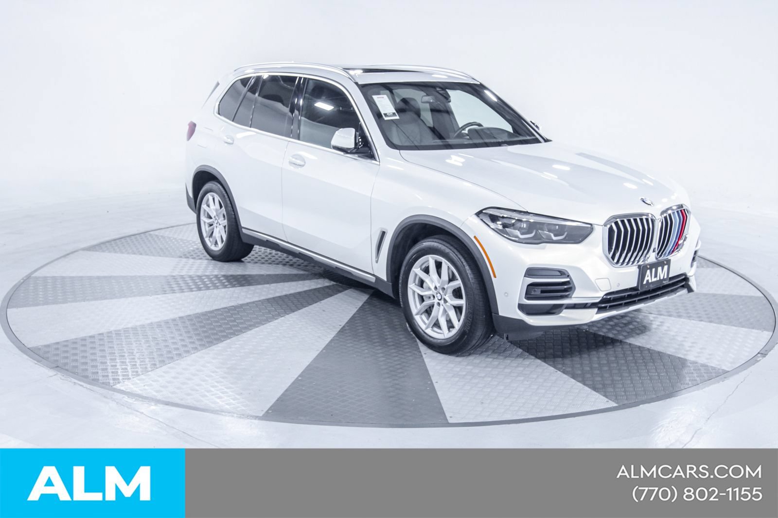 Used 2023 BMW X5 xDrive40i w/ Premium Package AWD/4WD image 14