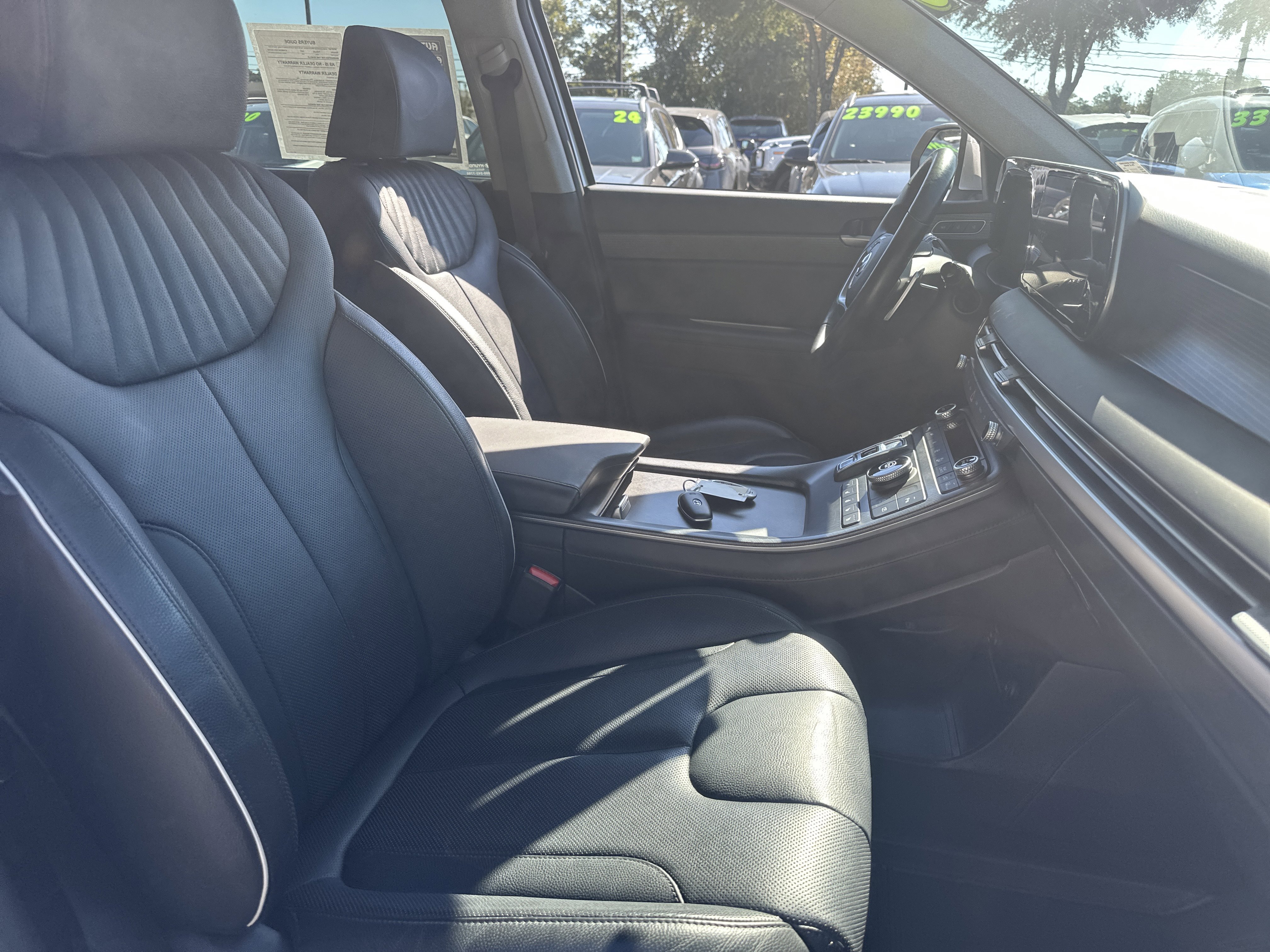 Used 2025 Hyundai Palisade Limited image 13