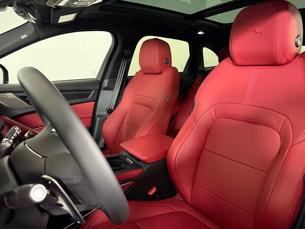 New 2026 Jaguar F-PACE R-Dynamic S AWD/4WD image 5