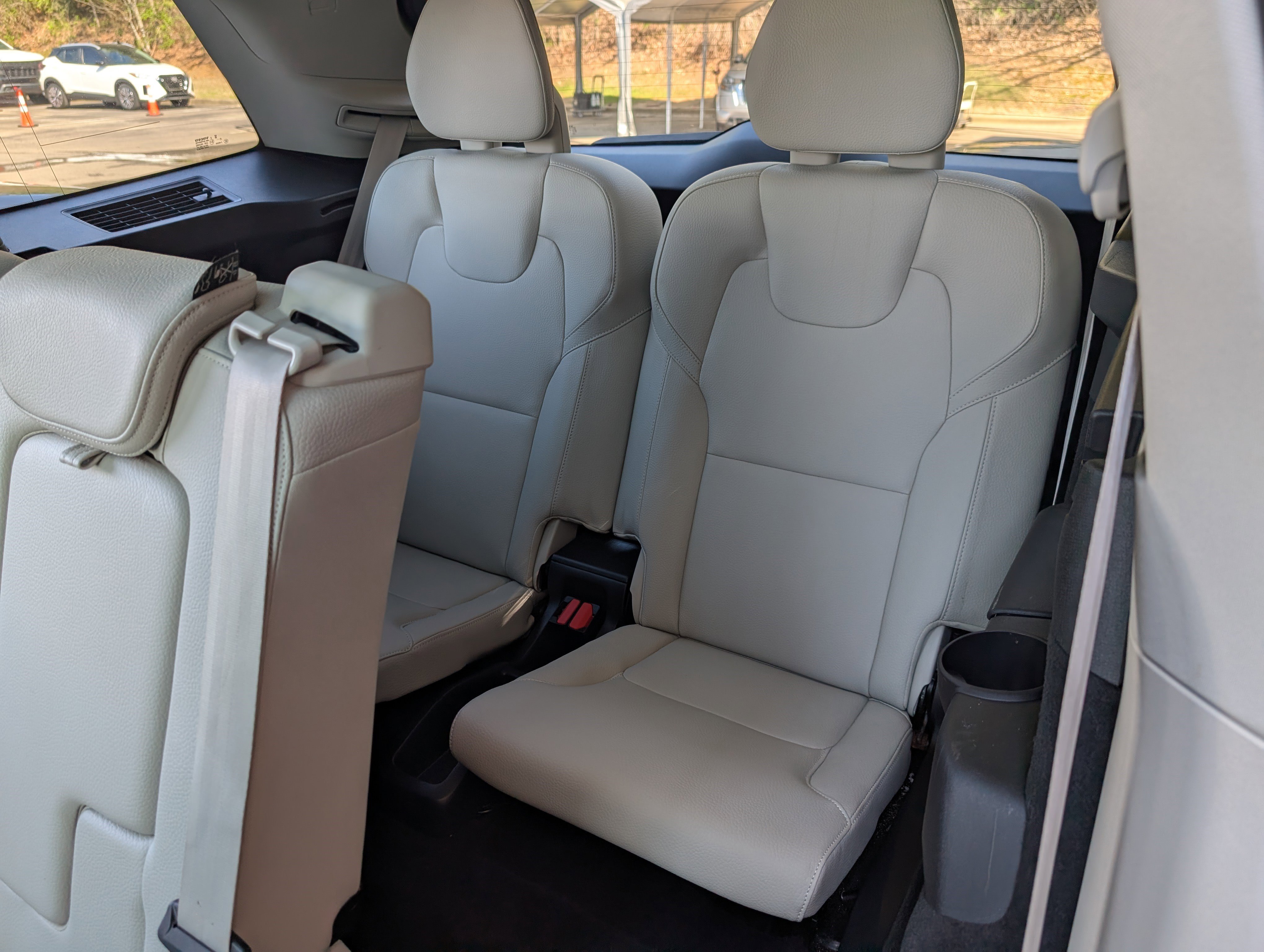 Used 2023 Volvo XC90 B5 Core image 19