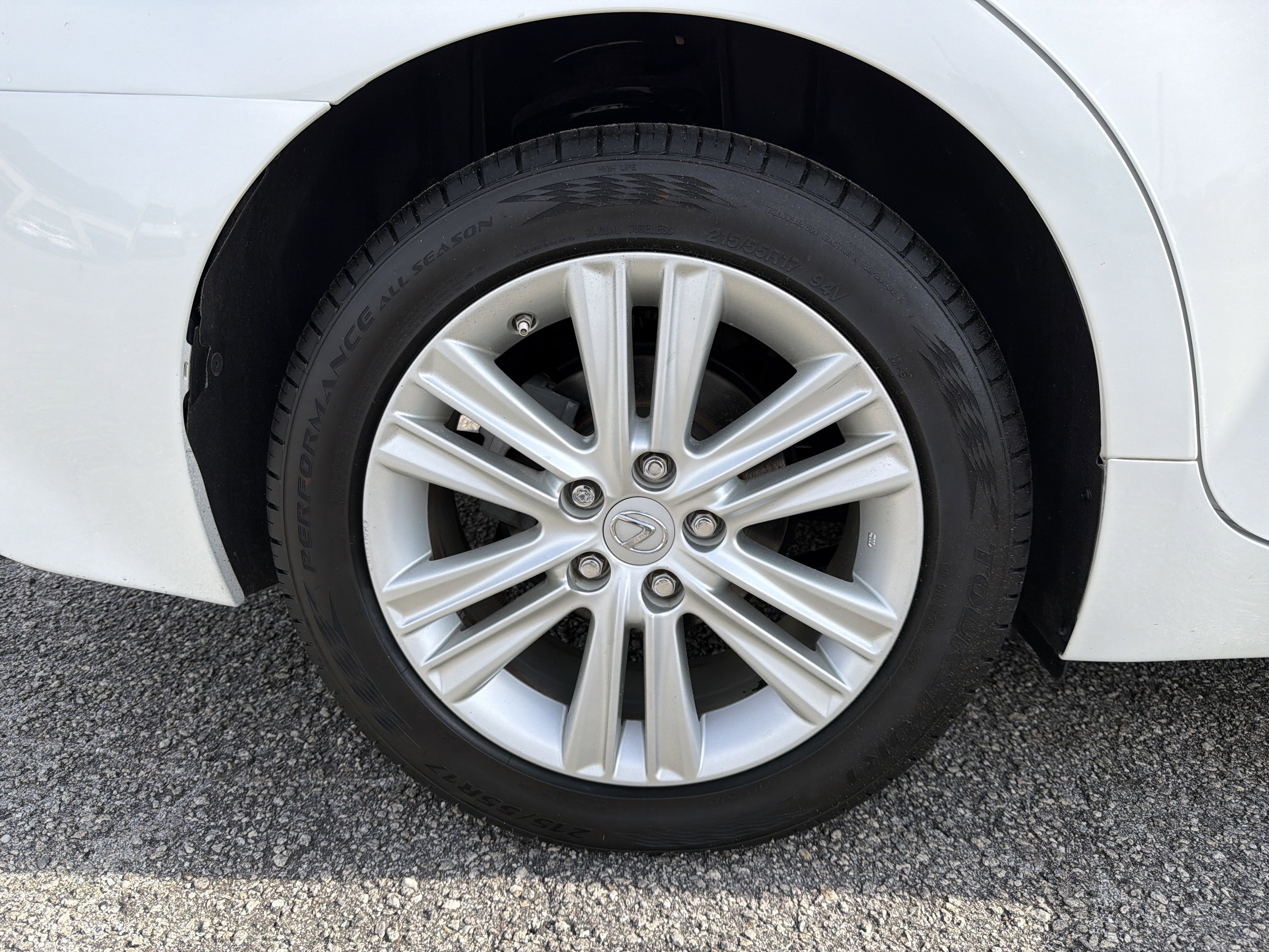 Used 2014 Lexus ES 350 4dr Car w/ Premium Package image 21