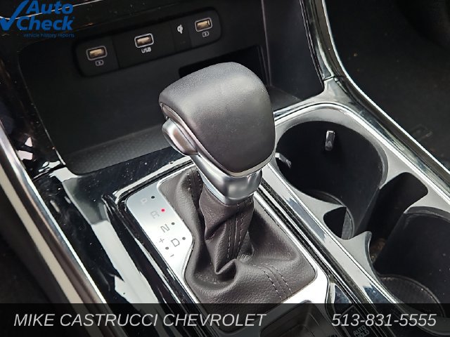 Used 2024 Kia Carnival EX FWD image 19
