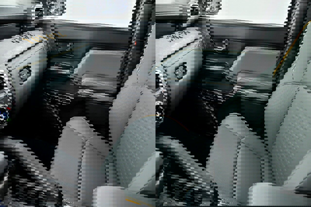 Used 2025 Toyota 4Runner Trailhunter image 35