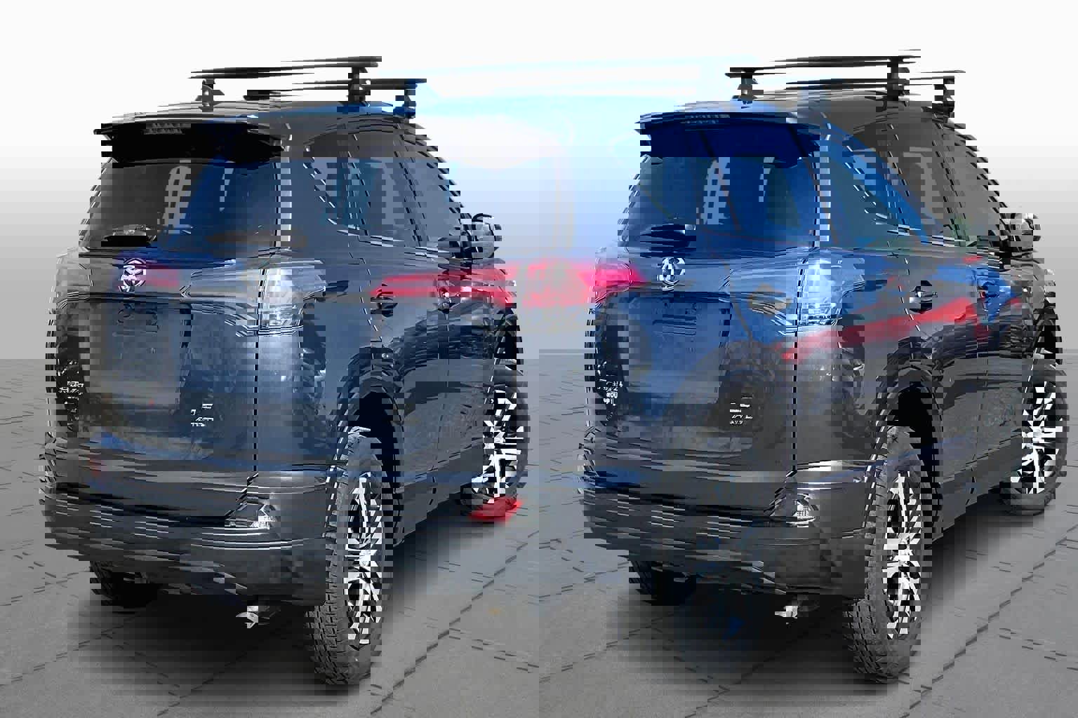 Used 2018 Toyota RAV4 LE w/ All Weather Liner Package image 13