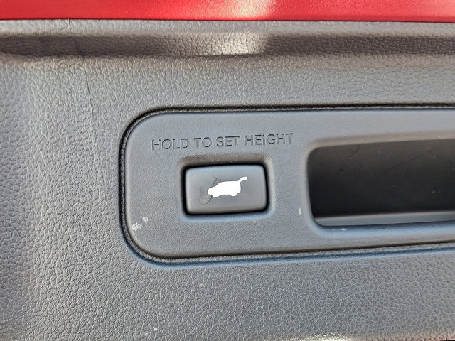 Certified 2025 Honda Pilot Touring image 33