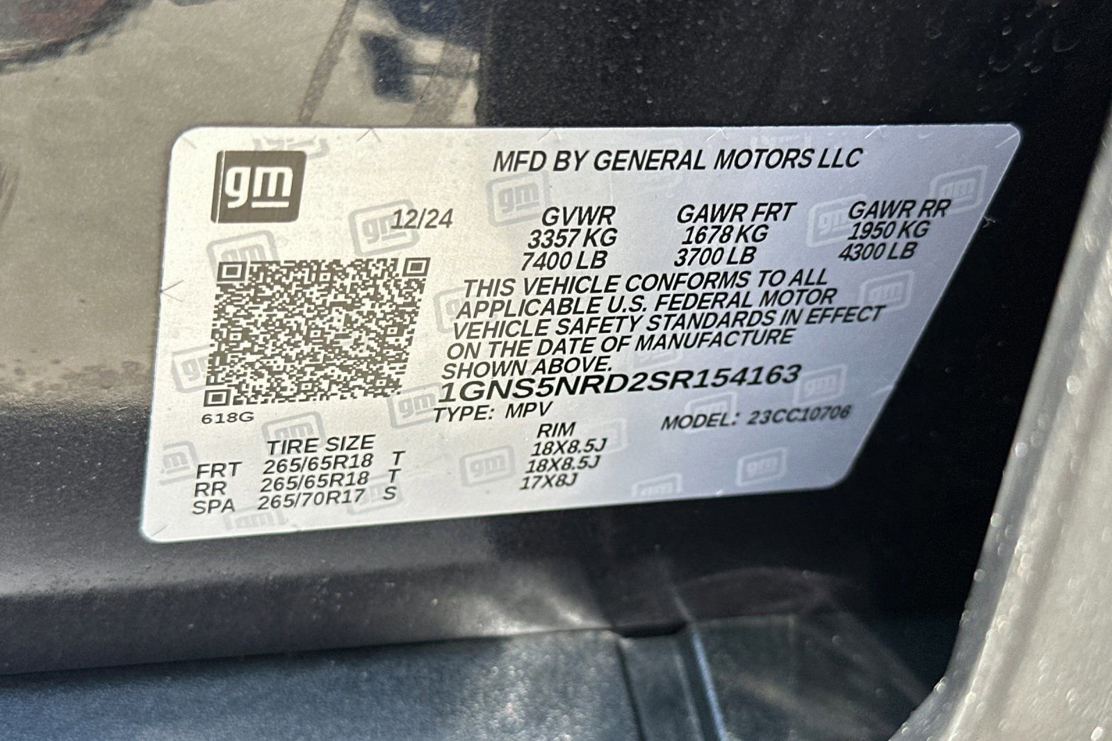 Used 2025 Chevrolet Tahoe LT RWD image 32