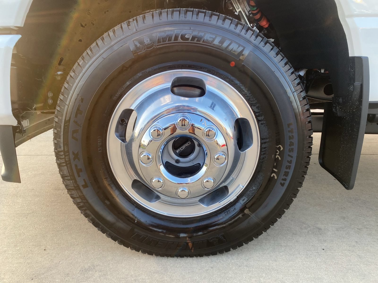 New 2026 Ford F350 Platinum AWD/4WD image 10