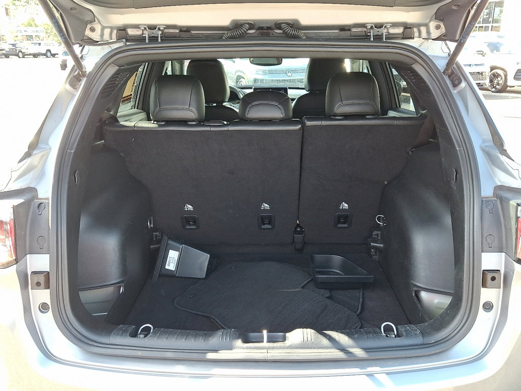 Used 2024 Jeep Compass Limited image 18