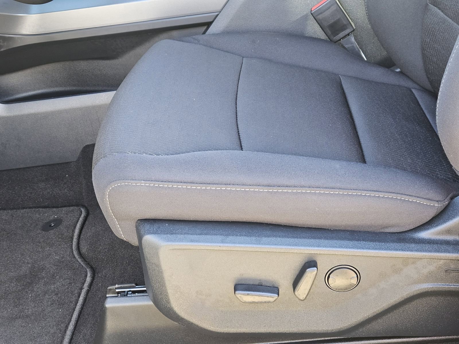 Used 2025 Ford F150 XLT w/ Equipment Group 302A MID image 28