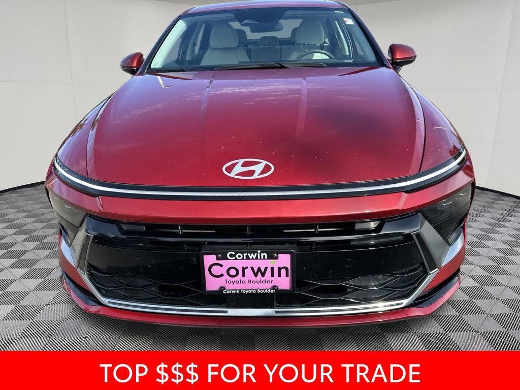 Used 2025 Hyundai Sonata SEL FWD image 2