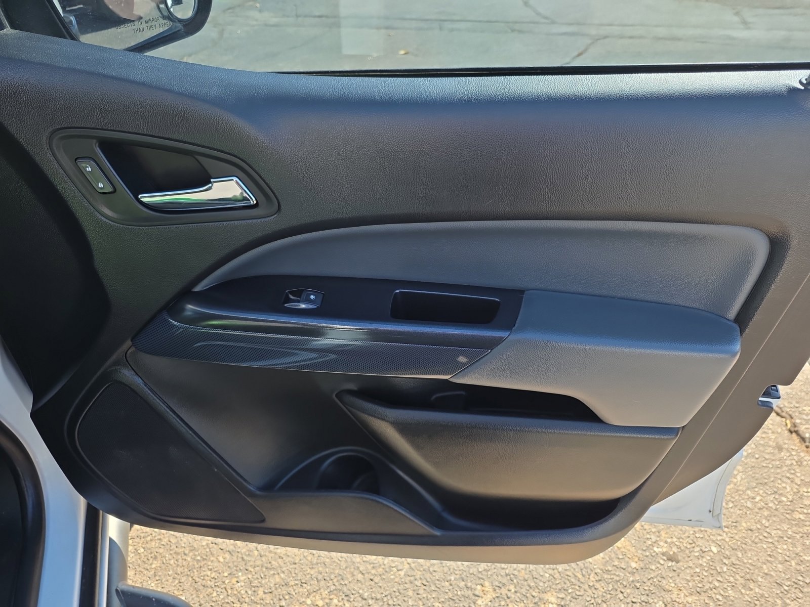 Used 2021 Chevrolet Colorado Z71 w/ Safety Package image 27