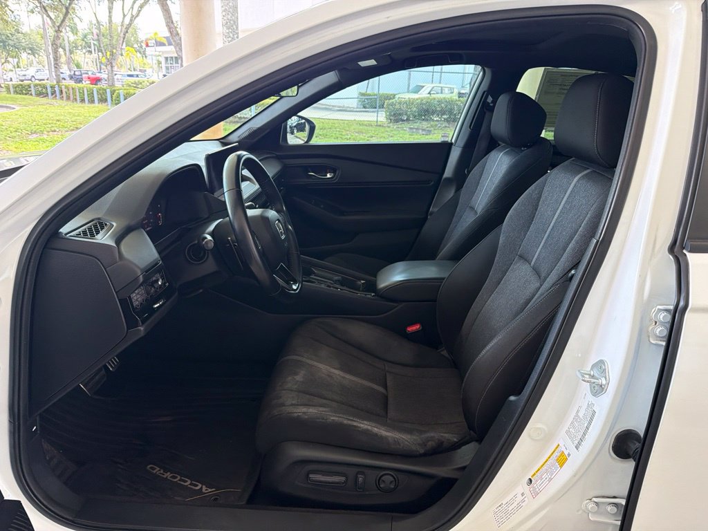 Used 2023 Honda Accord Sport image 5