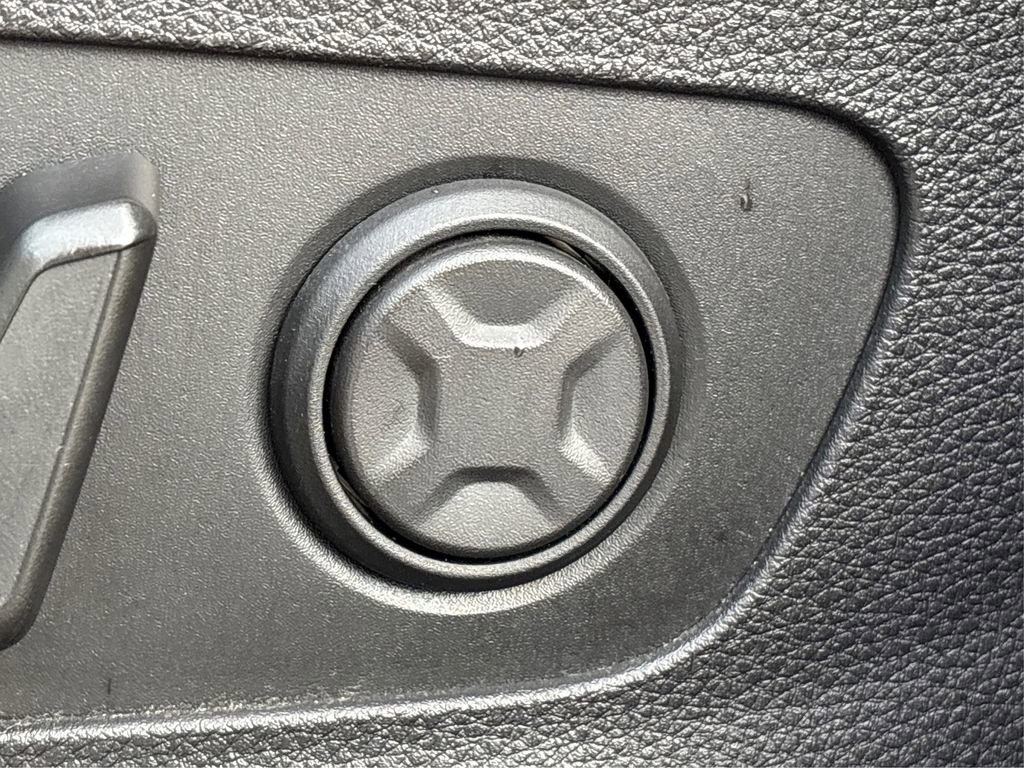 Used 2023 Kia Carnival SX Prestige FWD image 24