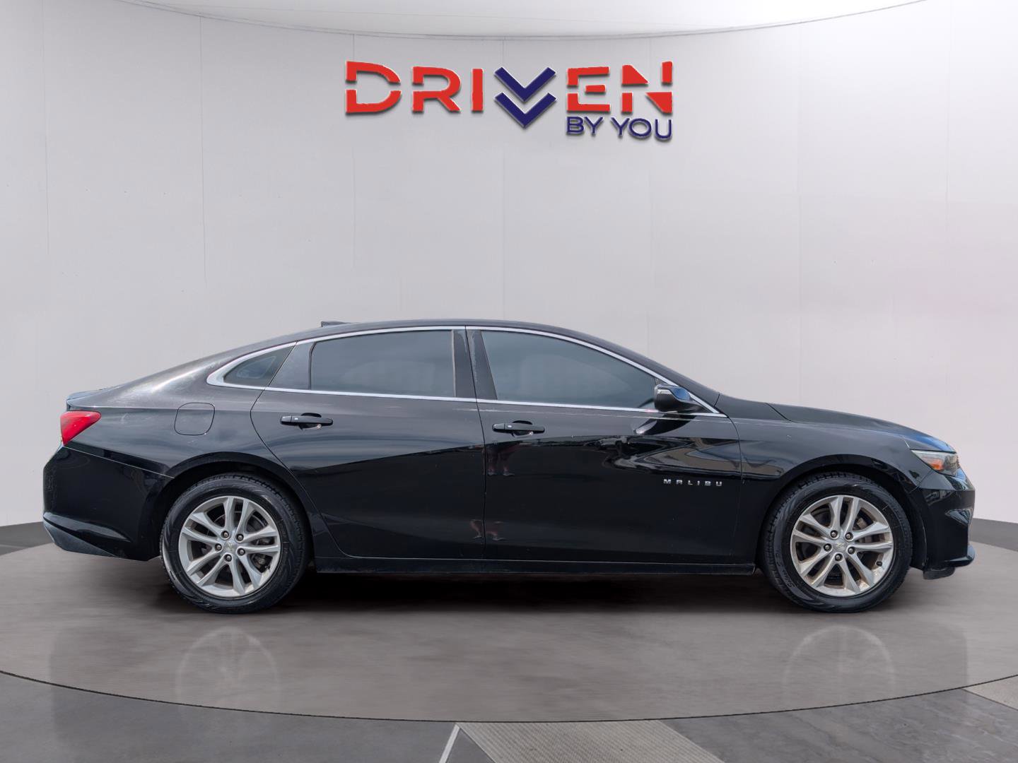 Used 2016 Chevrolet Malibu LT image 6
