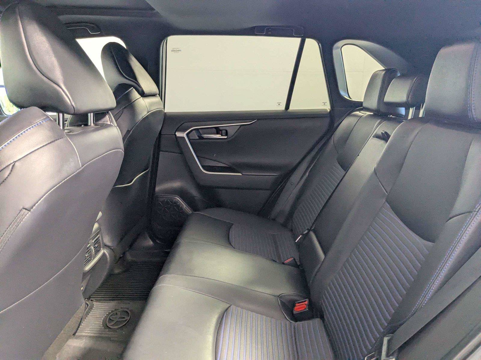 Used 2023 Toyota RAV4 XSE AWD/4WD image 35