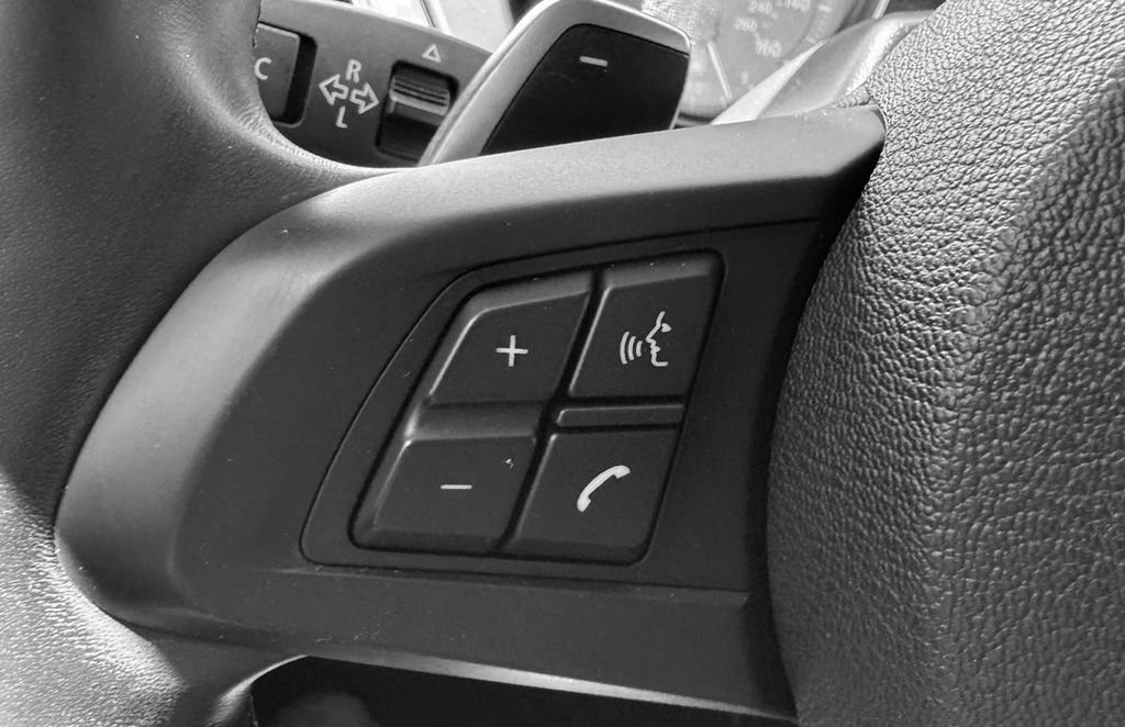 Used 2013 BMW Z4 sDrive35is RWD image 19