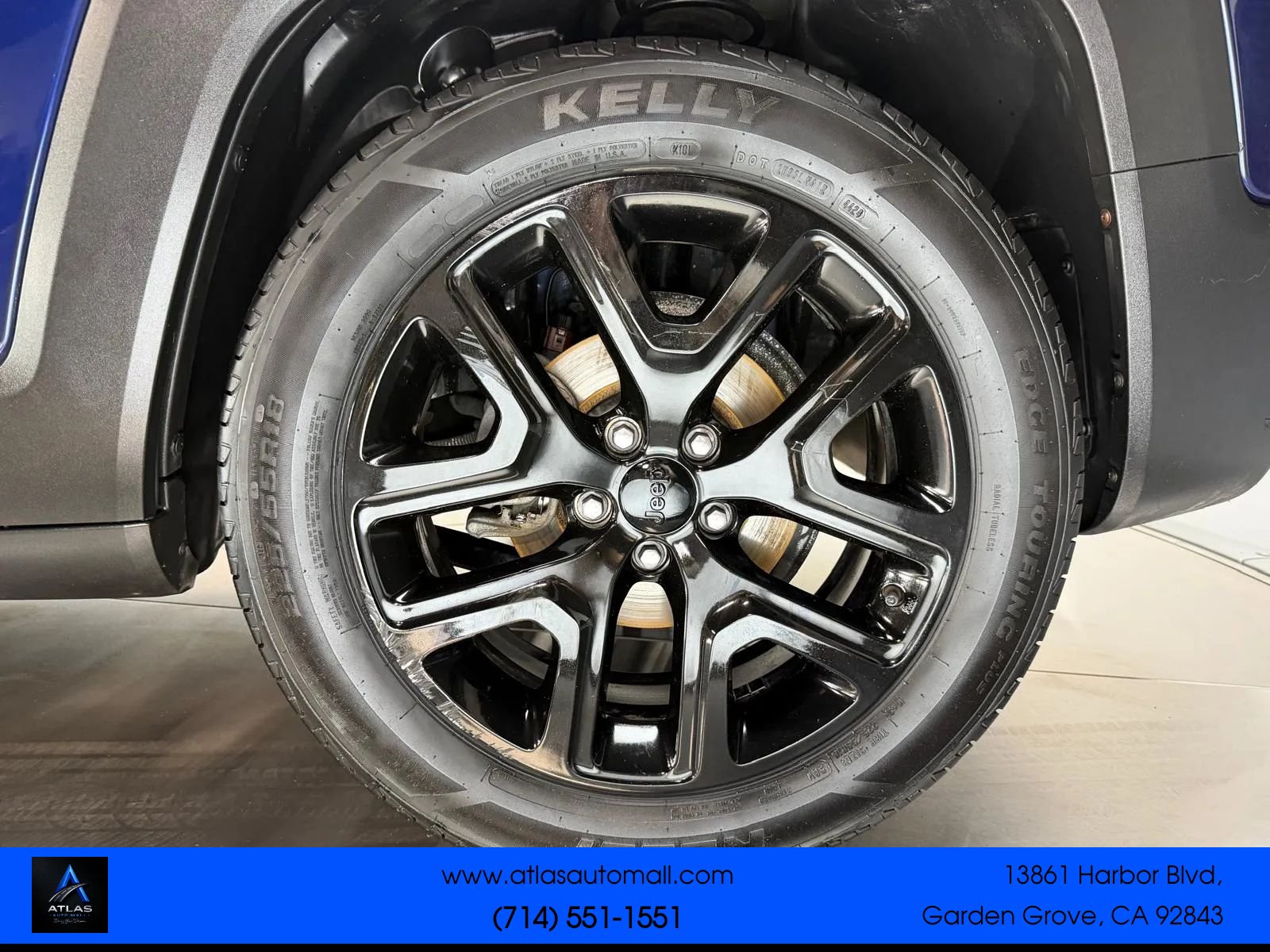 Used 2017 Jeep Renegade Altitude FWD image 8
