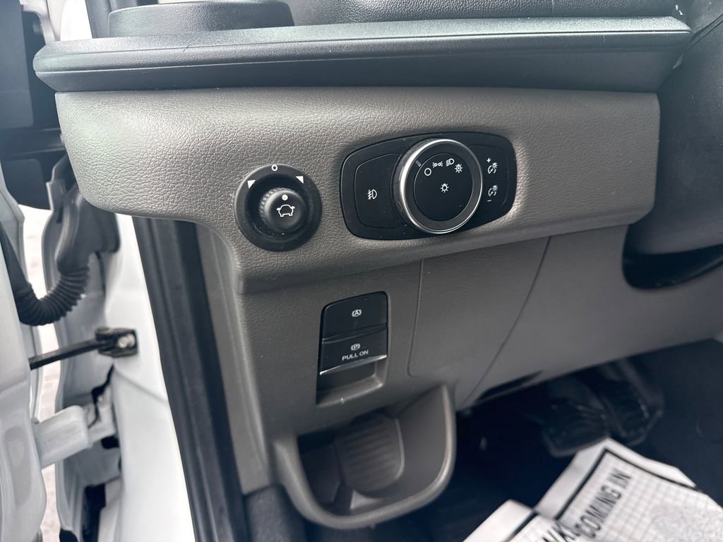 Used 2024 Ford Transit 250 Low Roof w/ Exterior Upgrade Package image 31