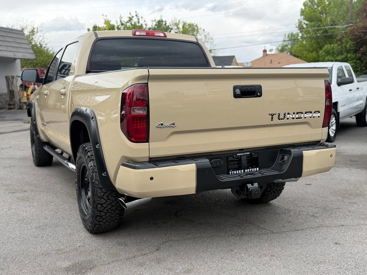 Used 2017 Toyota Tundra Limited w/ Limited Premium Package AWD/4WD image 18