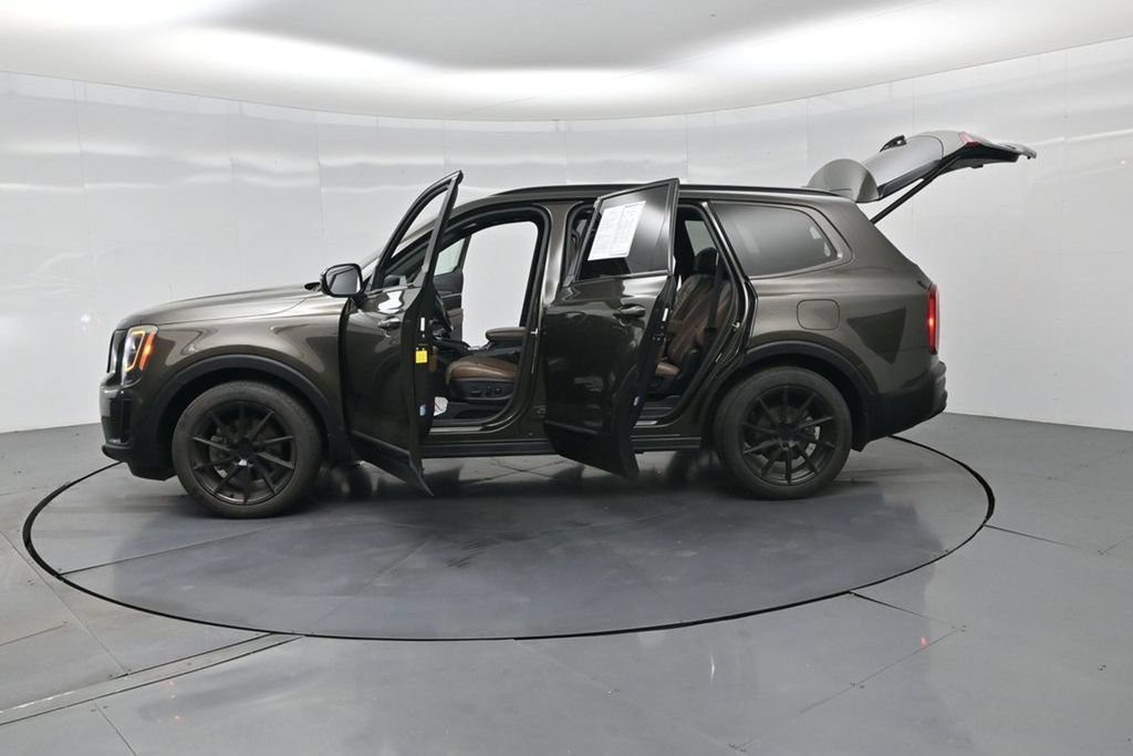 Used 2022 Kia Telluride SX w/ SX Prestige Package AWD/4WD image 38