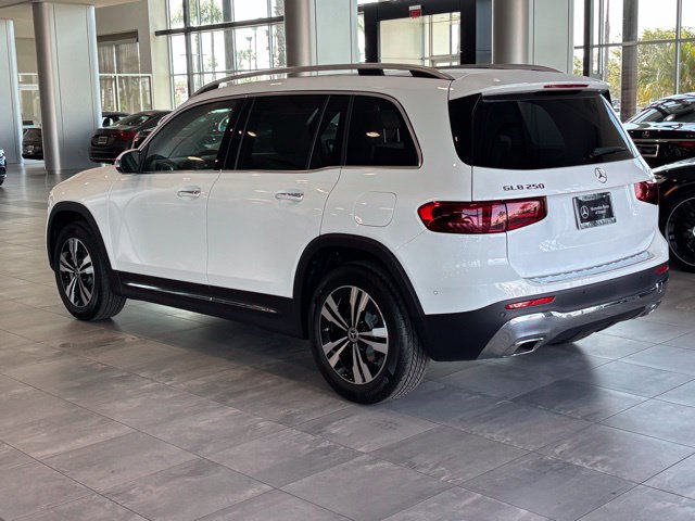 New 2026 Mercedes-Benz GLB 250 4MATIC image 7