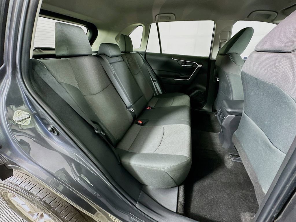 Used 2023 Toyota RAV4 XLE FWD image 30