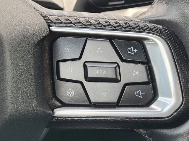 Used 2025 Ford Mustang Premium RWD image 28