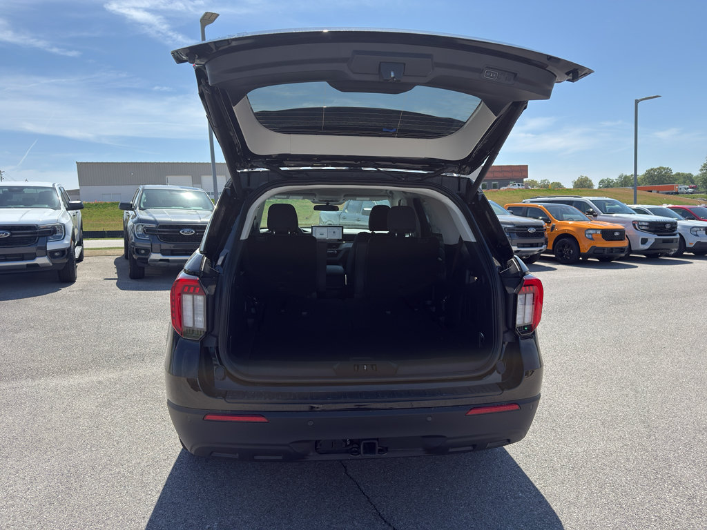 New 2026 Ford Explorer Active RWD image 20