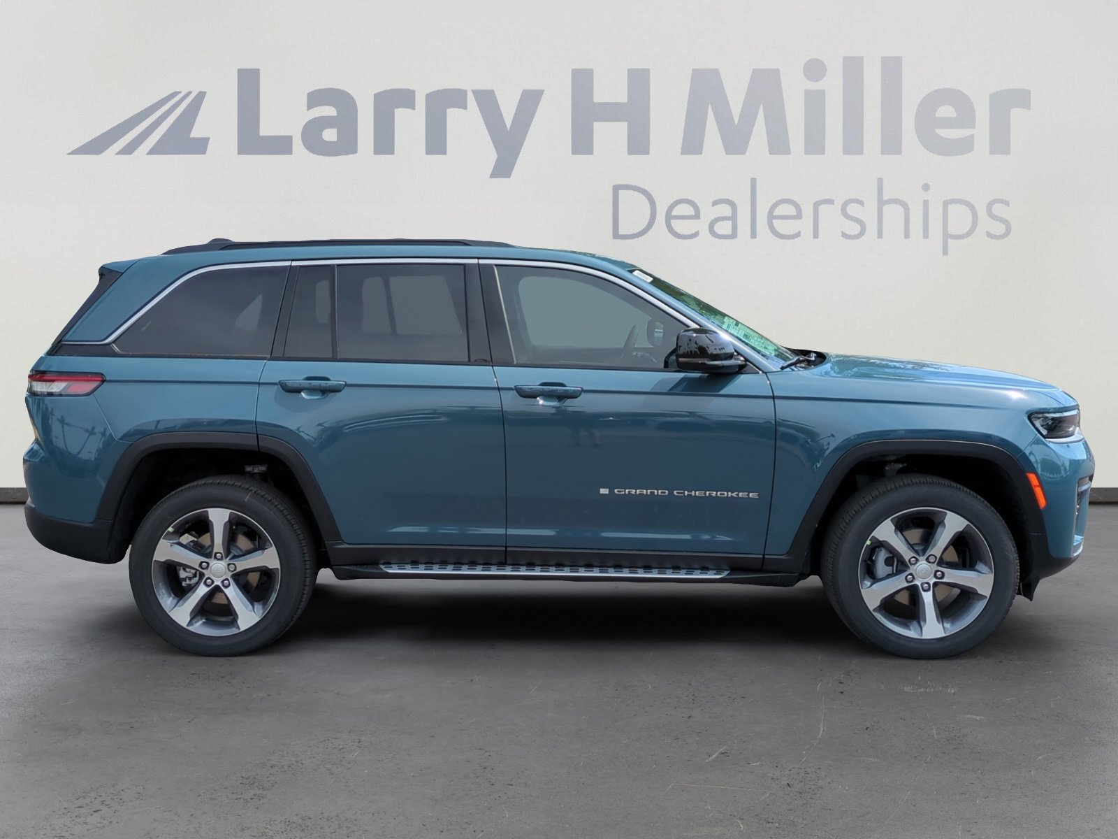 New 2026 Jeep Grand Cherokee Limited image 6