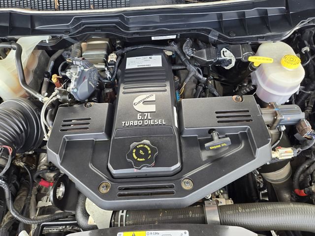 Used 2018 RAM 3500 Laramie image 29