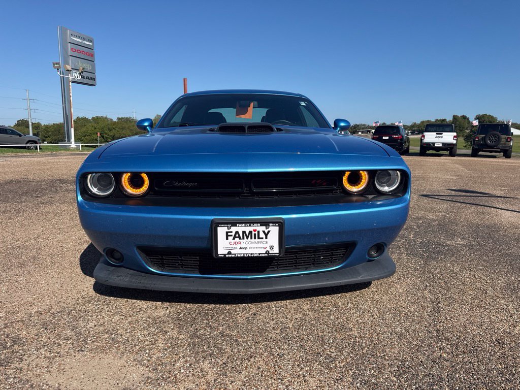 Used 2018 Dodge Challenger R/T Scat Pack RWD image 2