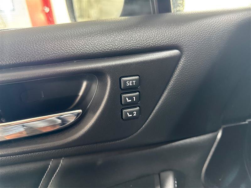 Used 2018 Subaru Legacy 2.5i Limited AWD/4WD image 22