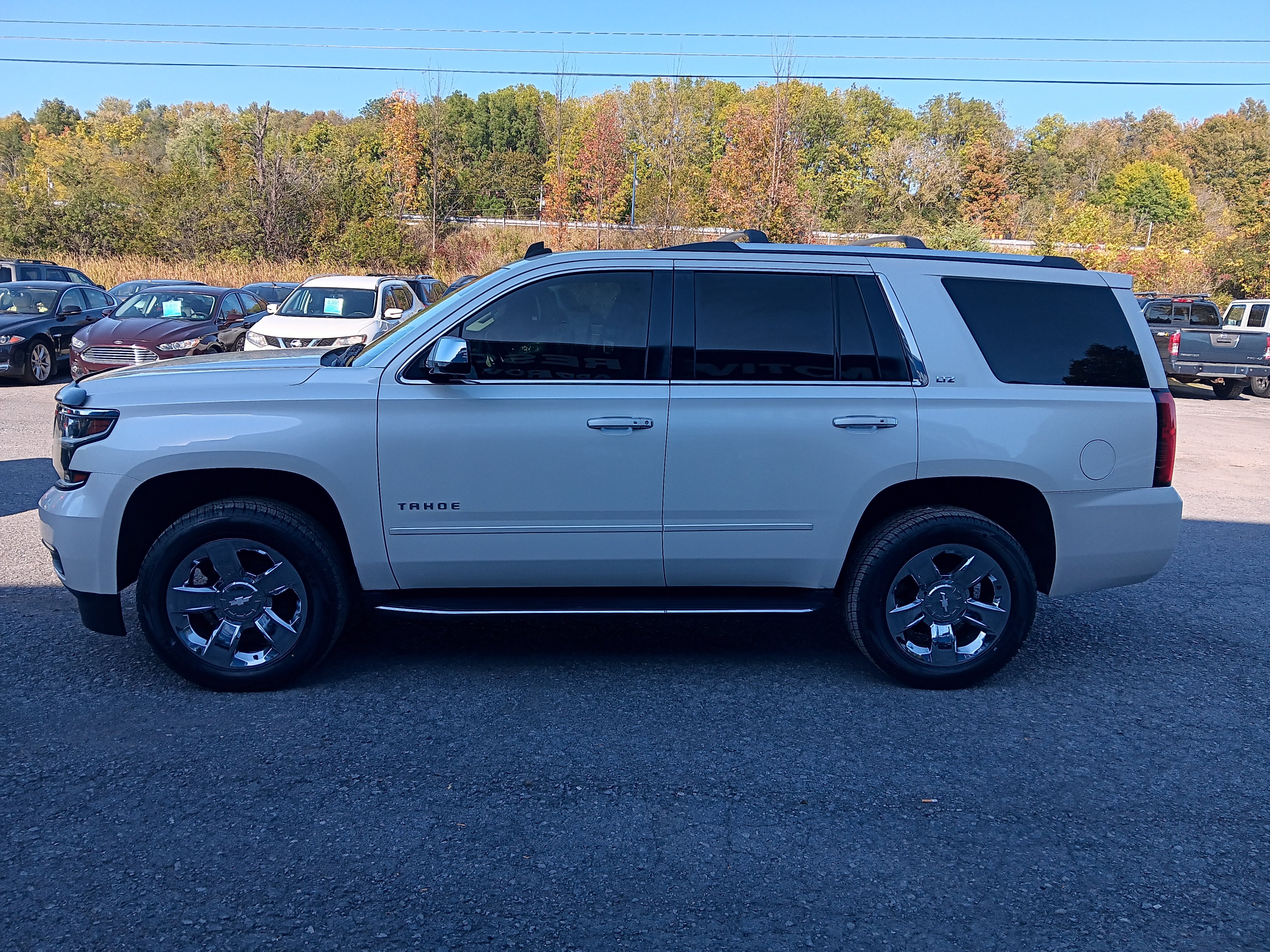 Used 2015 Chevrolet Tahoe LTZ AWD/4WD image 2