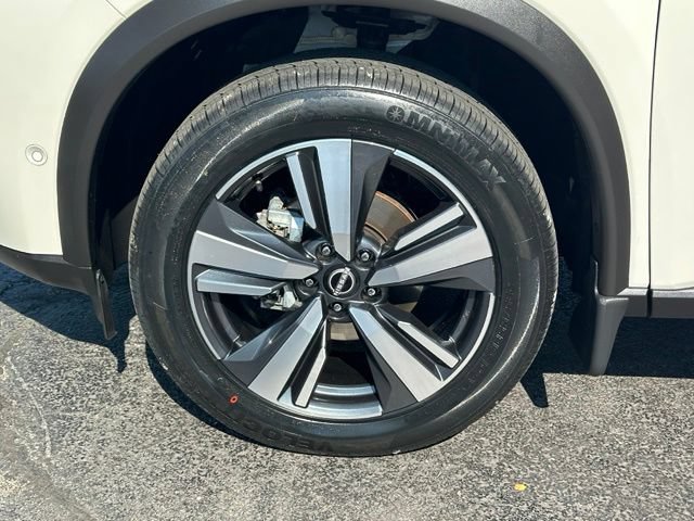 Certified 2023 Nissan Rogue SL w/ SL Premium Package AWD/4WD image 9