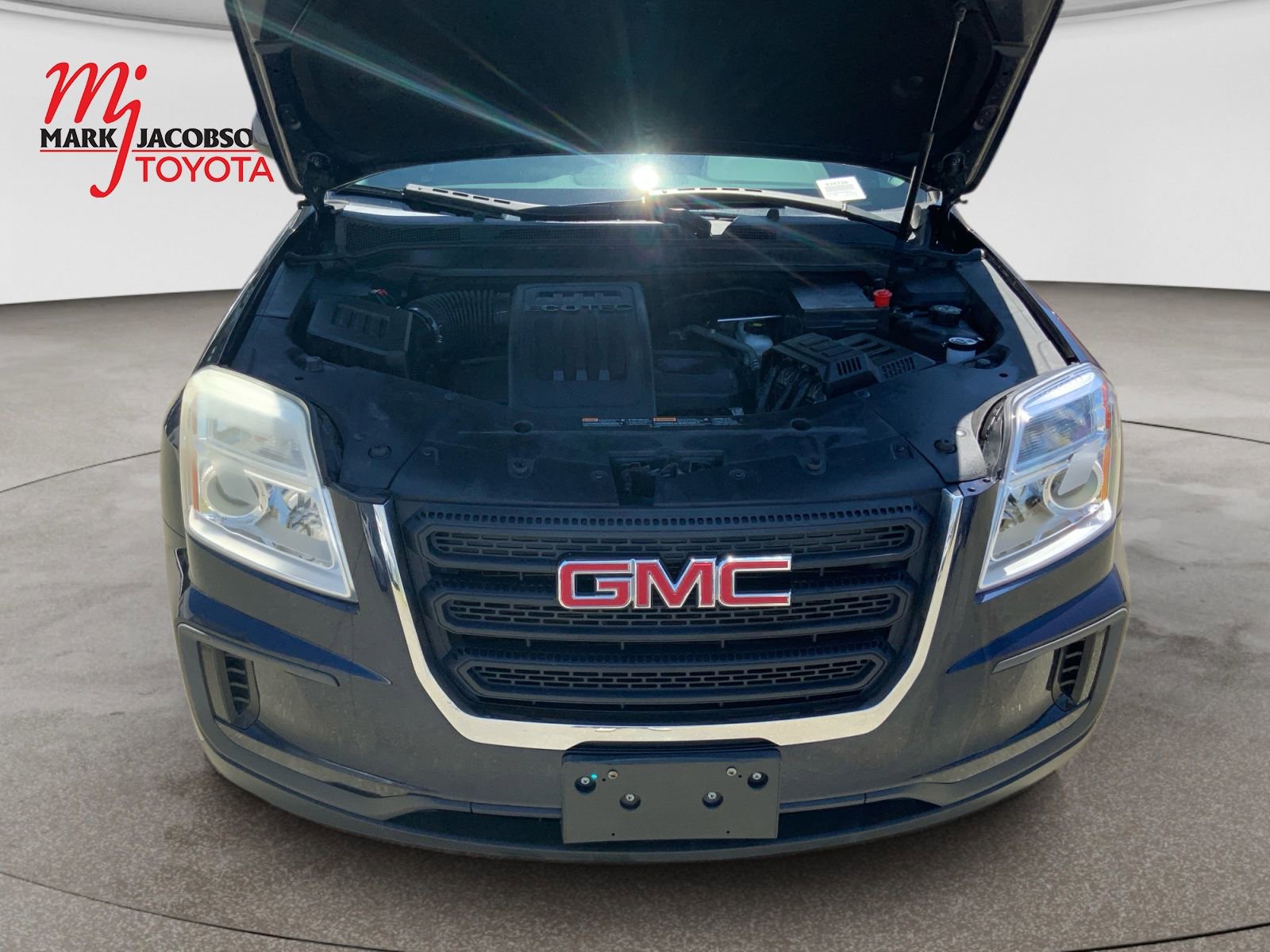 Used 2017 GMC Terrain SLE FWD image 32